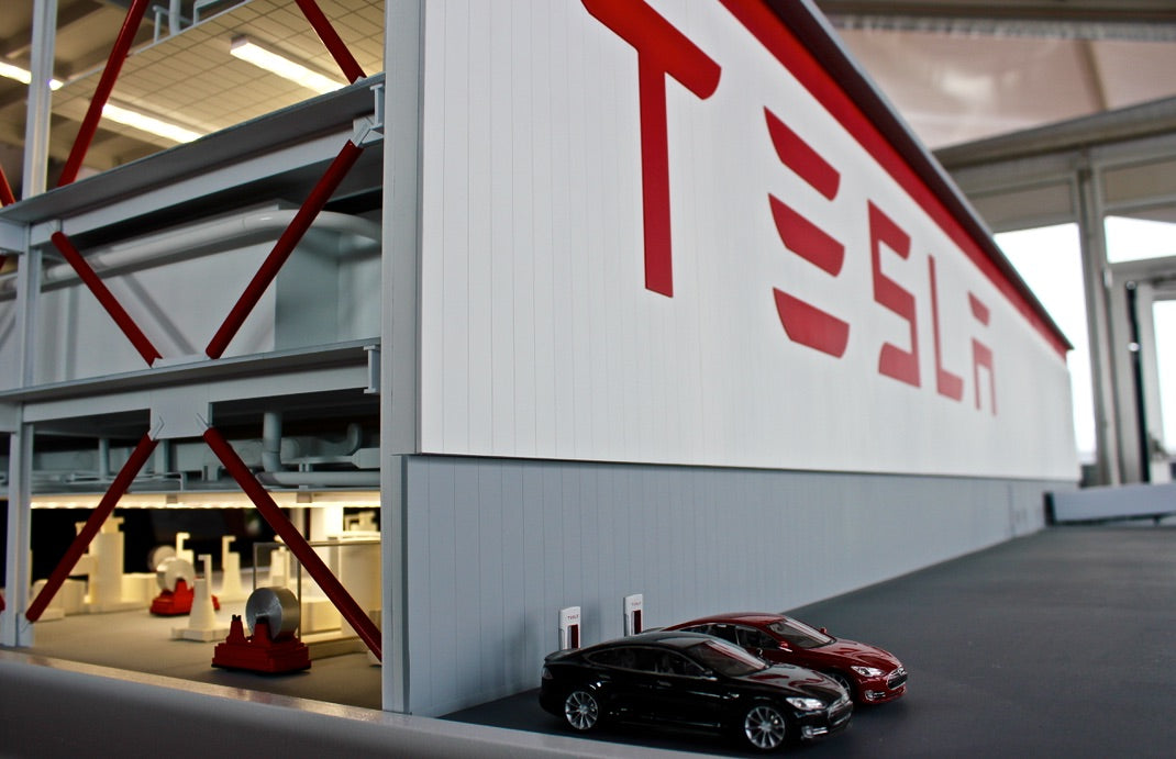 Tesla: Leading the Charge in Electric Vehicle Innovation